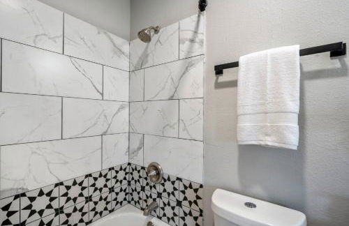 Charming, Fully-Equipped Studio With Gated Parking - Foto 5