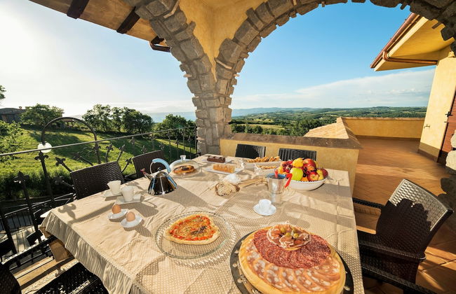 Villa on top of a Hill With an Enchanting View of Lake Bolsena - Foto 20