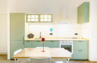 Lucy's Flowers - Photo 72