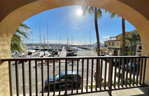 CAPTAIN's HOUSE - Photo 10