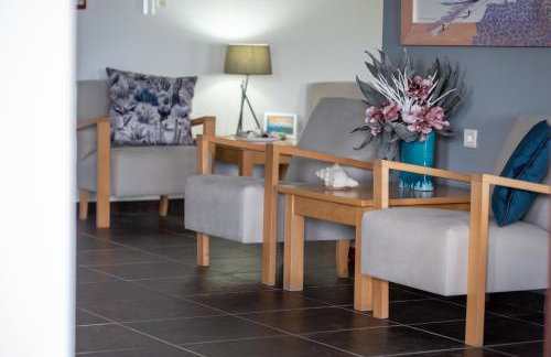 Trizonia Bay Hotel - Photo 10