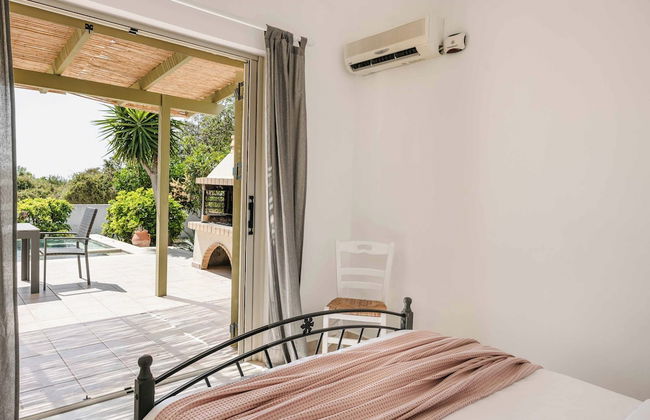 Caretta Beach Villa - Photo 13