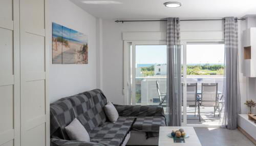 AT Gregal II - Photo 2