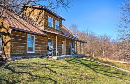 Secluded Spragueville Cabin by ATV Trails and River! - Foto 3