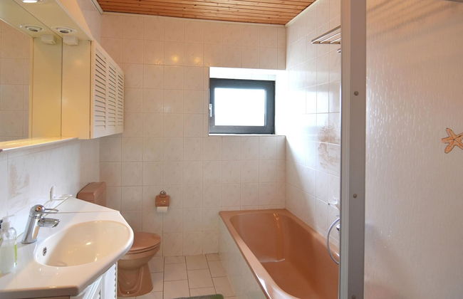 Flat With Private Pool in Sauerland - Photo 11