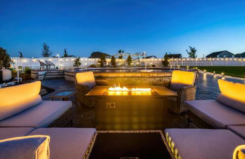 Spacious Country Farmhouse Retreat, Sleeps 16, Pool, Movie Room - Foto 14