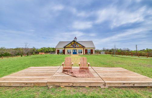 Farm Retreat with Furnished Patio 12 Mi to McKinney - Photo 28