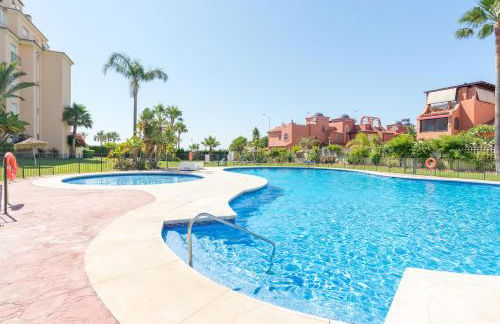 BOHO CHIC- Beachfront - Free bikes - Salt water pool - Foto 4