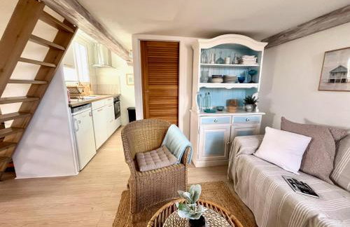 Joli cocon sous les toits au cœur de Vence et sa charmante terrasse tropezienne - Foto 7