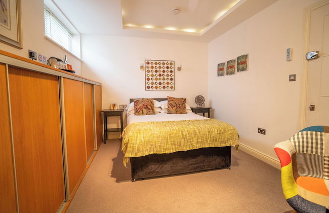 Pod Rooms - Nell Gwynn House Apartments - Photo 14