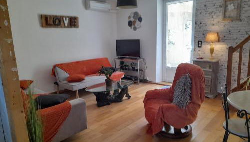 Maison de village avec cour intérieure et terrasse - Foto 2