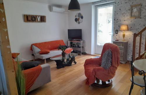 Maison de village avec cour intérieure et terrasse - Foto 2