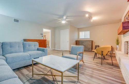 Huge House Fun Central 4BD 3BA with POOL - Foto 2