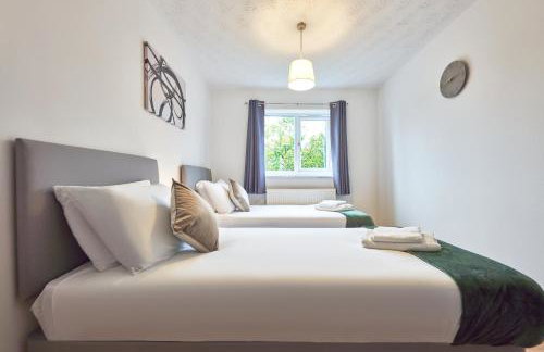 3 Bedroom Home in Central Milton Keynes - Photo 18