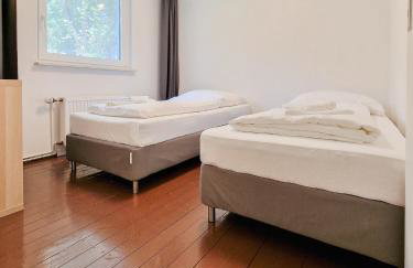 Tolstov Apartments - 3 Room Apartments with Garden - 20 Min Messe DUS & Airport DUS - Foto 18