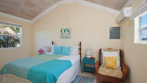 Seaside Sanctuary: Private Estate With Heated Pool - Foto 4, Habitación