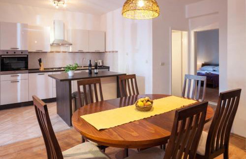 Apartments Fiona - away from city crowds - Foto 18