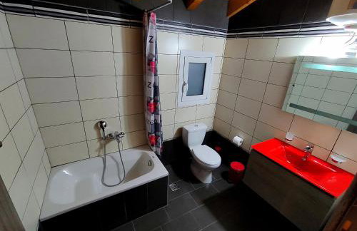 Silver Pearl Apartment - Photo 40