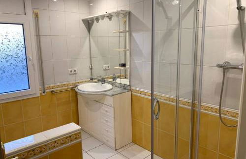 Villa Leo con vistas al mar y piscina privada - Photo 42