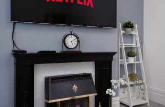 Comfy 3-Bed, Sleeps 5 & Parking - Foto 2