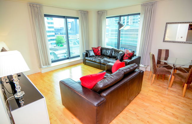 Canary Wharf - Corporate Riverside Apartments - Photo 1