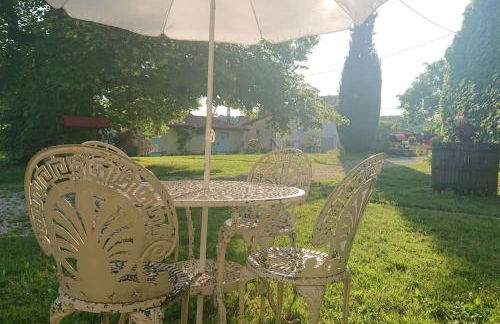 Entire apartment with swimming pool near Aubeterre - Foto 12