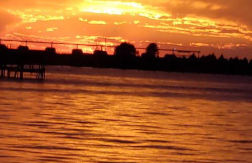 Fully furnished lakefront Retreat - Foto 10