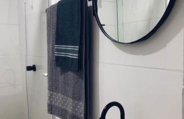 Espaço inteiro pertinho da Praia Central - Foto 3