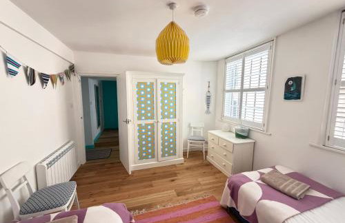 Sea views at Quay Rocks - Photo 12