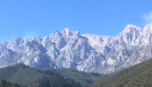 Apartamento en Potes con vistas a los Picos de Europa - Foto 2