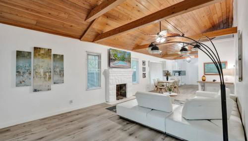 Tropical Oasis 2BR House w Pool - Foto 2