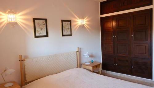 Peaceful & Spacious Apt with Parking & Queen Bed - Foto 4