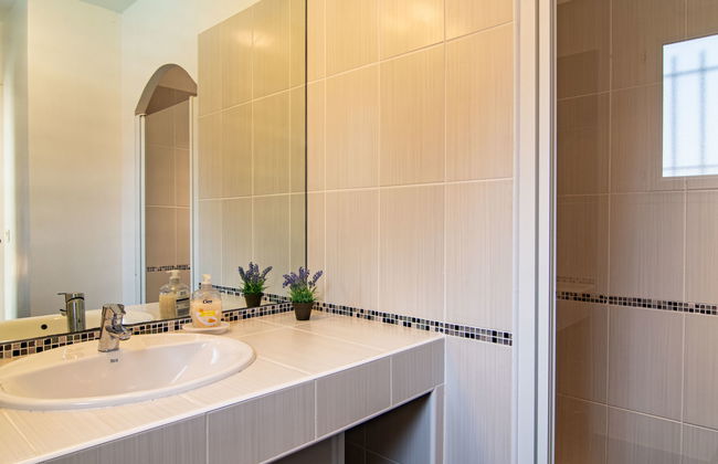 3 bedroom House in Bagnols-en-Forêt with private pool and garden - Photo 20