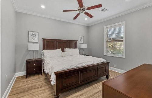 Luxury 2 Bedroom Townhouse #1 - Foto 12