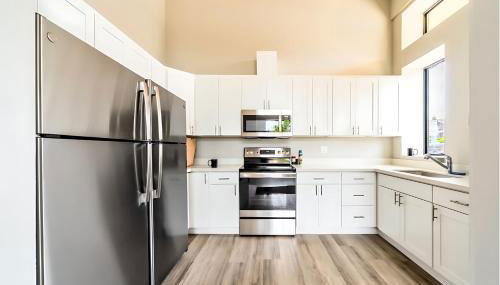 Cozy Micro Suite Unit 3 Sleeps 2 Minutes to Downtown - Foto 4