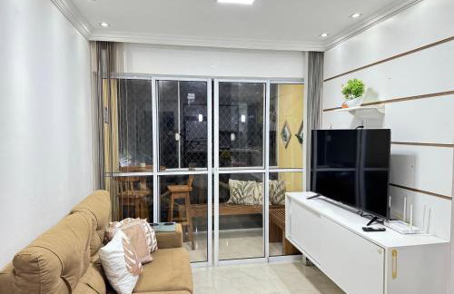 Apto completo com ar, piscina 2 quartos - Foto 3