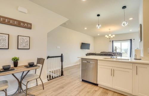 Frederick Townhome with Balcony, Close to Parks! - Foto 8