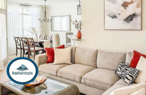 Spacious Private 2BR-2BA I Pool I Garage I Central - Foto 1