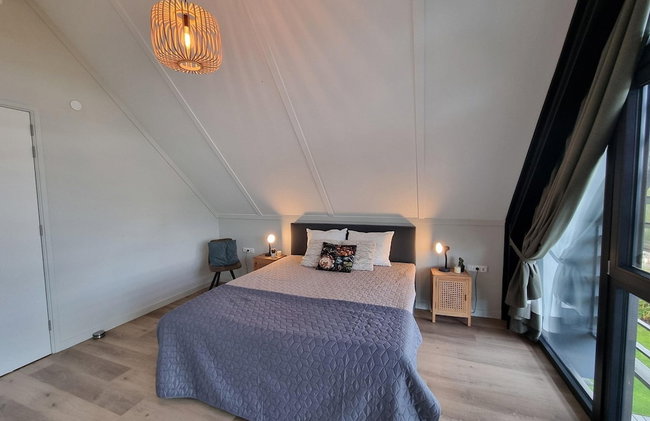 Luxurious Detached Water Villa With Jetty - Foto 35