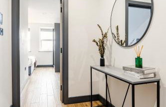 Prestige Apartment Close to Elstree & Borehamwood Station - Photo 6