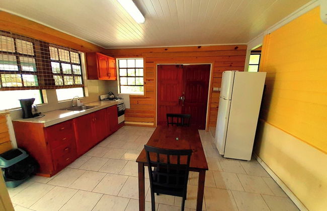 Pinard's Mountain Resort- Cottage 6 - Photo 17