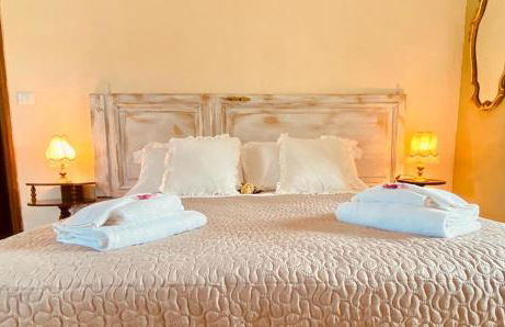 Madama Langa Country House con piscina nelle vigne - Foto 8