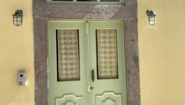 Διαμέρισμα σε ανακαινισμένο αρχοντικό 19ου αιώνα, κέντρο Μύρινας - Foto 4