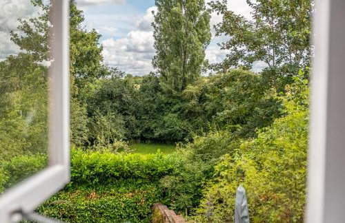 Brimming with Medieval charm - Weavers Cottage - Foto 33