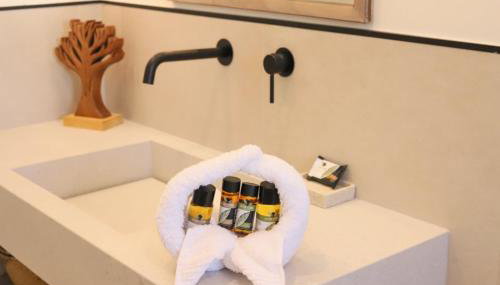 La Mer Bleue Beachfront Boutique Apartments - Foto 2