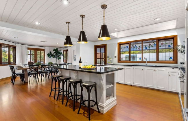 The Peninsula Chateau Lodge-inspired Luxury - Photo 16