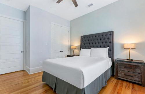 Hosteeva Amazing 4 BR Modern Condo with Balcony Near Frnch Quarter - Foto 48