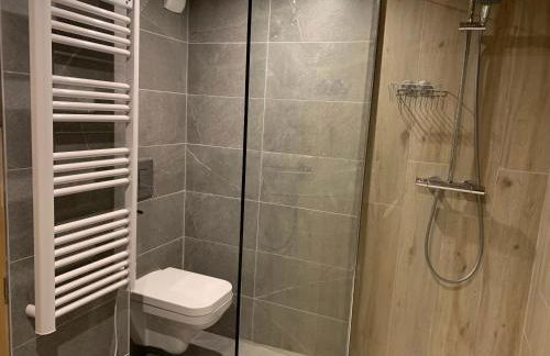 Les Astrances, logement dans une maison de village - Photo 9