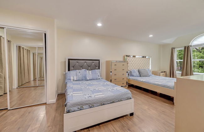 Holiday Home Near Lake and Pool - Foto 8