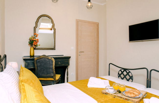 D & Sons Apartments - Photo 31